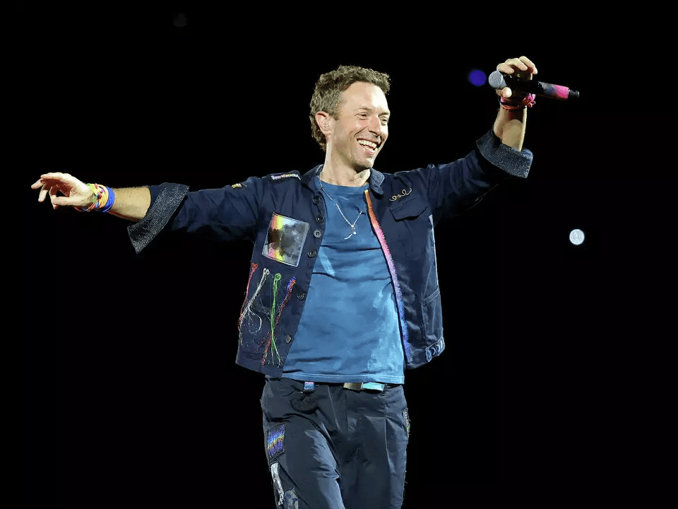 CEO e diretora de RH expostos em “kiss cam” de show do Coldplay